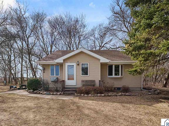 3rd image of 69193 380th St