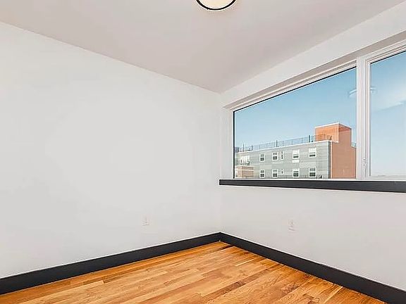 5th image of 1407 Flatbush Ave #402
