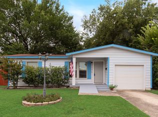 6646 Marie St, North Richland Hills, TX 76180