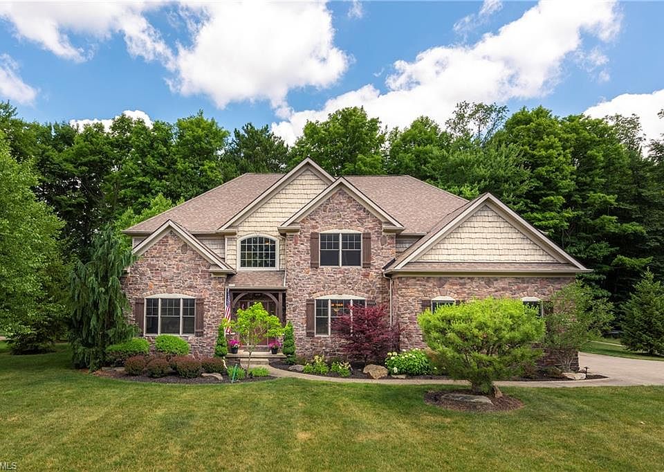 1st image of 4820 Brookhaven Dr