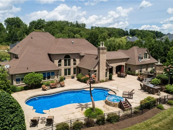 3005 Whispering Creek Dr, Allison Park, PA 15101