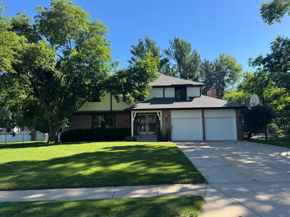 21330 Brentwood Rd, Elkhorn, NE 68022