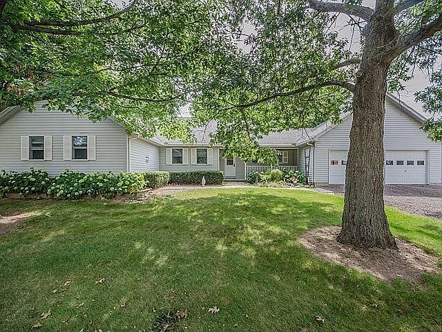 1st image of 6408 Swallow Ln