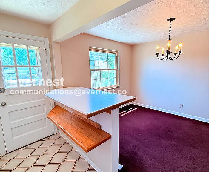 1789 Kings Ct #D — Photo 5