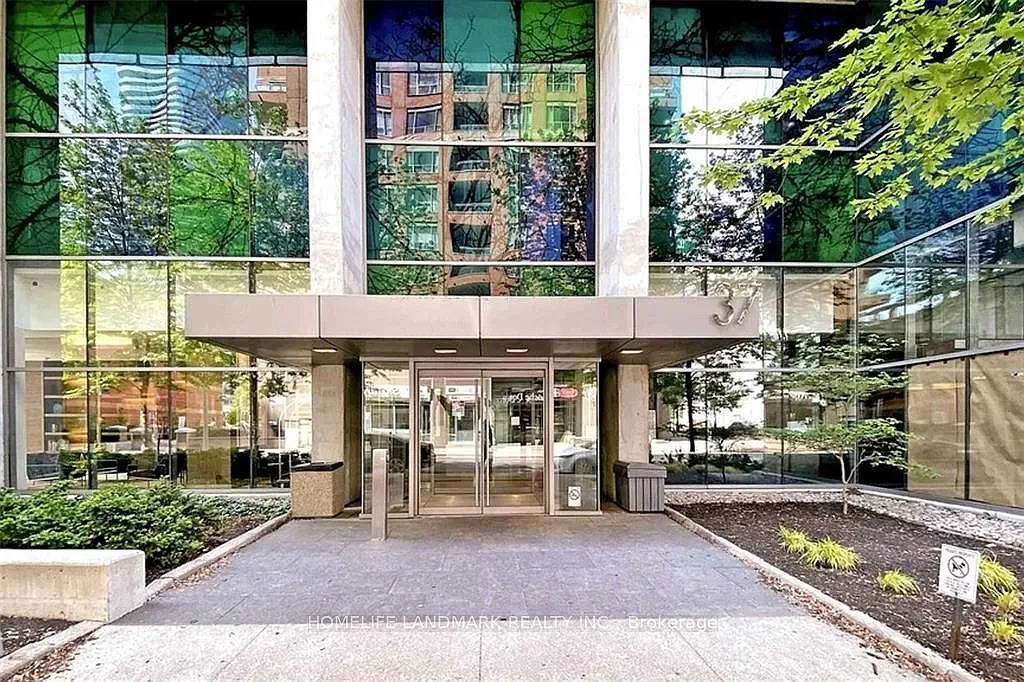 Building Photo - 37 Grosvenor St #608
