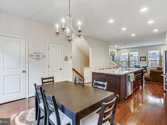 5th image of 22529 Phillips St #1503