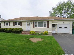 60 Impala Dr, Rochester, NY 14609