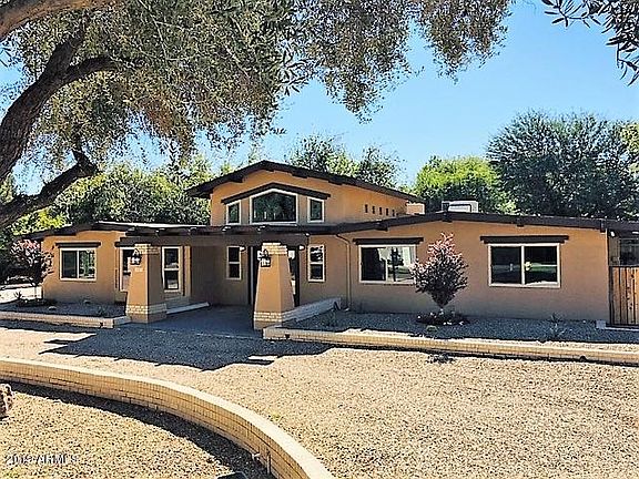2nd image of 1023 E Buena Vista Dr