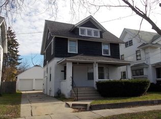 818 Neland Ave SE, Grand Rapids, MI