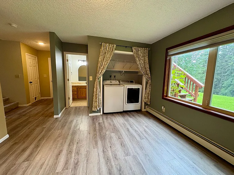 1309 Overhill Dr — Photo 20