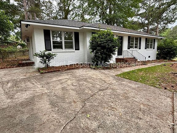 2nd image of 4158 Log Cabin Dr