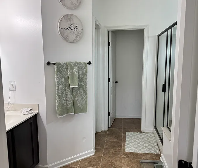 1301 Chimney Ridge Dr — Photo 11