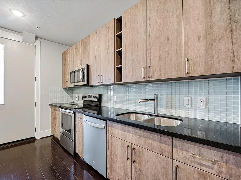 2401 Crawford St #B209 — Photo 17