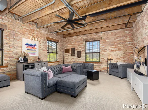 940 Monroe Ave NW Unit 552, Grand Rapids, MI 49503
