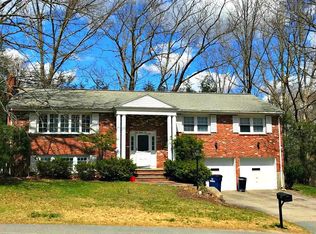 60 Lantern Ln, Sharon, MA 02067