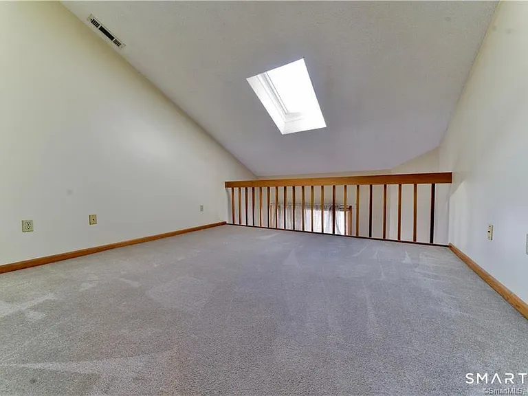 33 Ivy Ln #33 — Photo 16