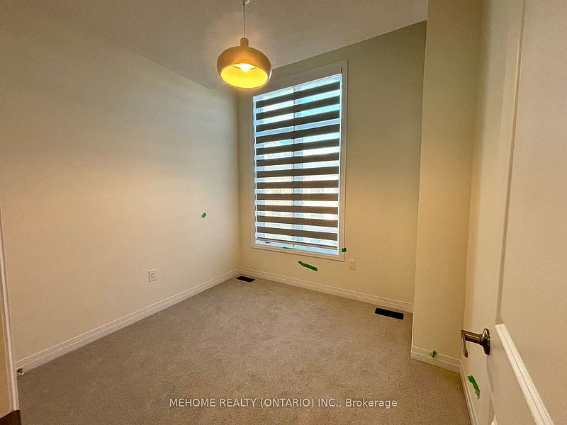 Richmond Hill Townhouse for rent - 4 Bedrooms — photo 17
