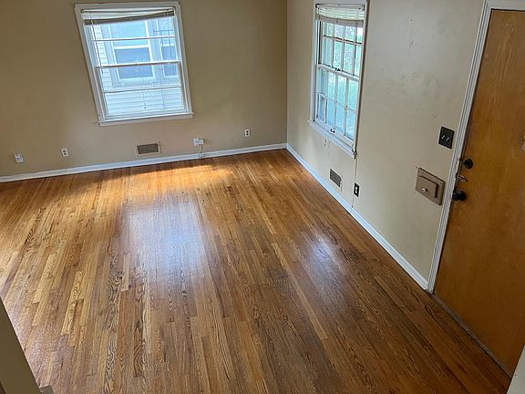 Living Room - hardwood floors throughout