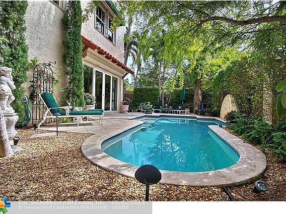 2nd image of 1633 E Broward Blvd #1633