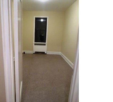 2nd image of 675 Walton Ave APT 1A