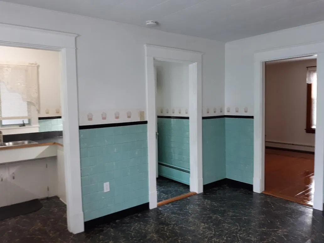 2 bed, 1400 sqft, $1,200 — Photo 4