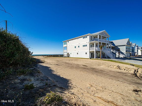 4th image of 103 Roosevelt Drive