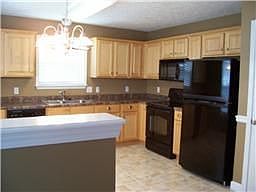 4th image of 1434 Beaconcrest Cir