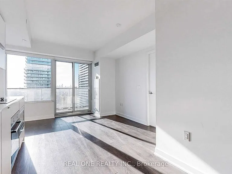 195 Redpath Ave #2709 — Photo 9