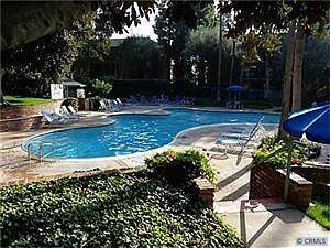 3rd image of 552 N Bellflower Blvd Unit 218