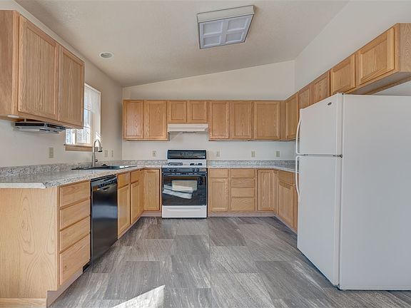 4th image of 1505 Becky Ct