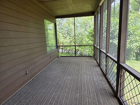 2nd image of 4581 Broad Rd