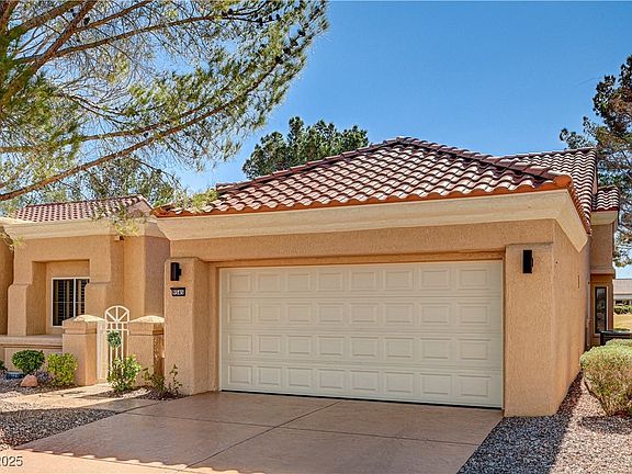 3rd image of 9545 Eagle Valley Dr