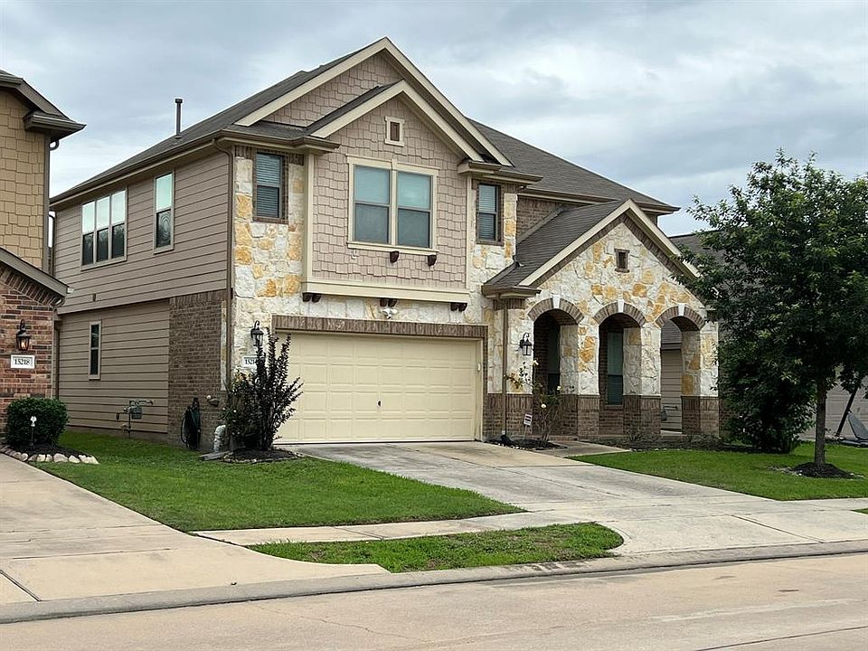 1st image of 15214 Monarch Creek Ln
