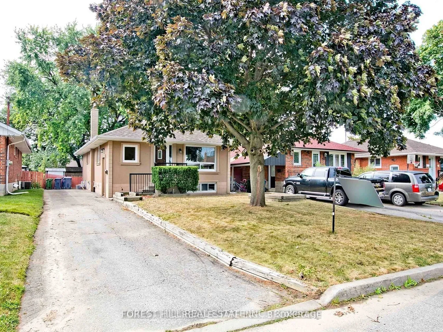 4 bed, $4,000 — Photo 2