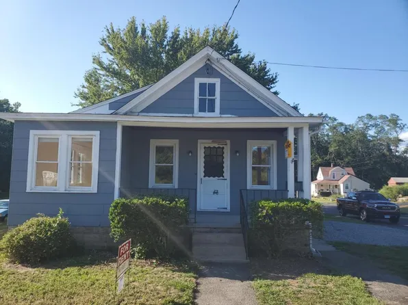17 Boston Post Rd, Waterford, CT 06385