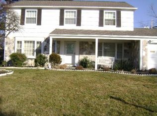 60 Primrose Ln, Willingboro, NJ 08046