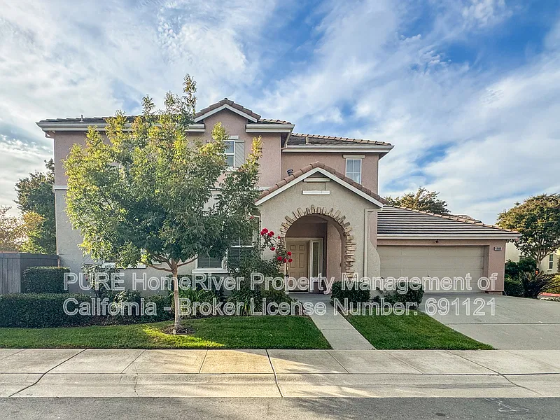 4900 Trouville Ln