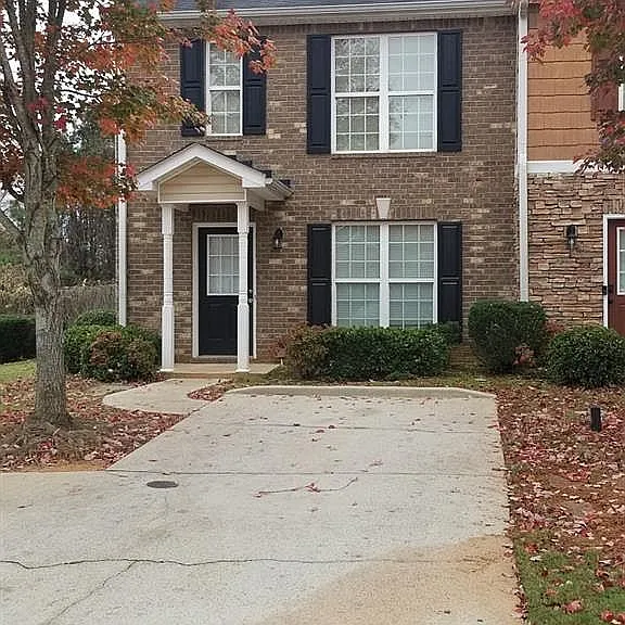 217 Meadowlark Pl — Photo 1