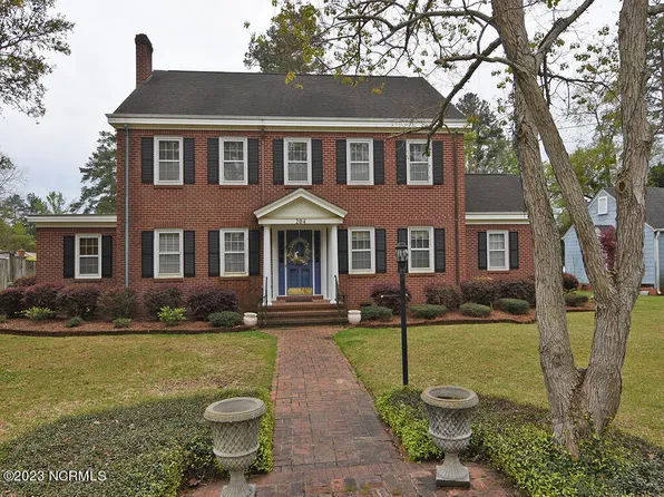 204 E College Street, Whiteville, NC 28472