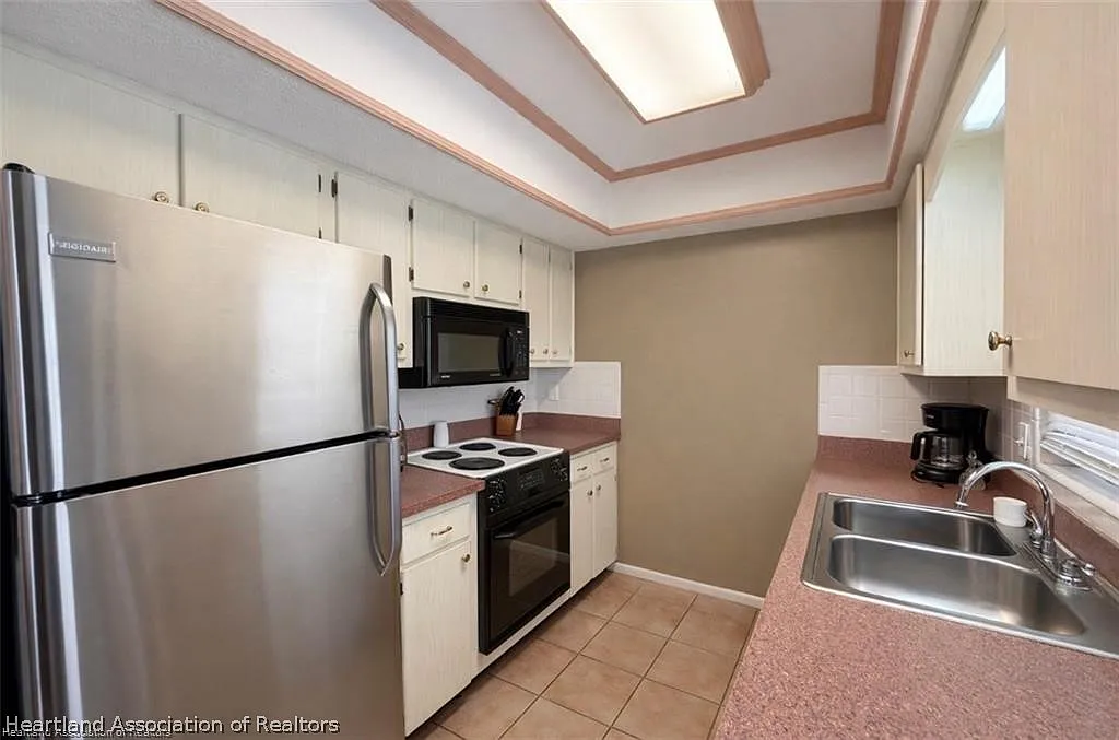 1 bed, 1.0 bath, 882 sqft, $1,000 — Photo 4