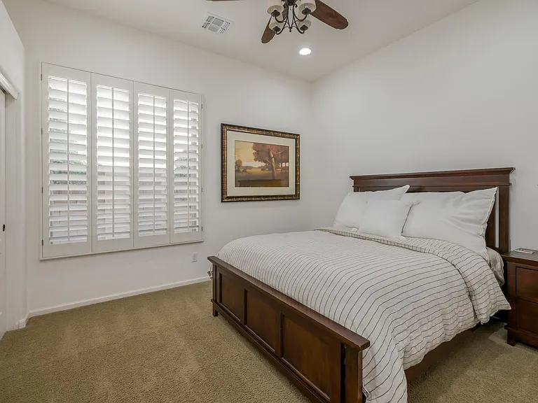 4176 E Clubview Dr — Photo 17
