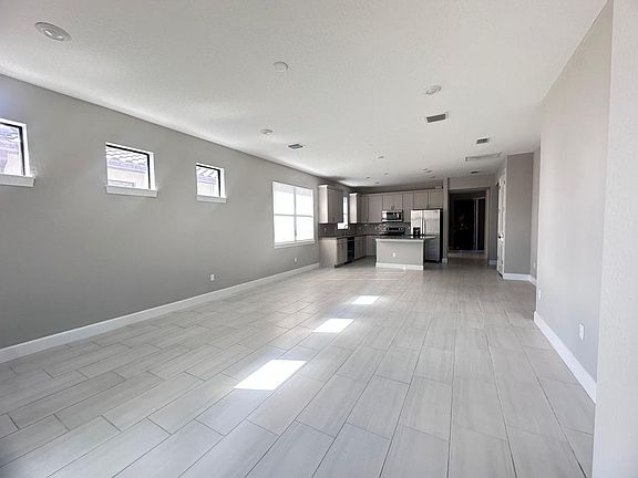 5th image of 4016 Basket Oak Cir #4016