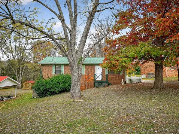 3382 Dietz Dr, Cookeville, TN 38506