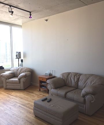 3rd image of 1720 S Michigan Ave APT 1606