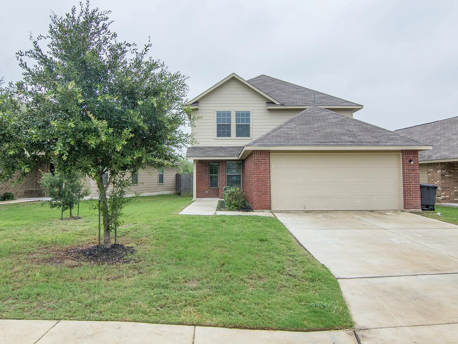 Enclave at Northeast Crossing — Photo 3