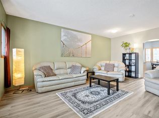 209 N Strathcona Cir, Strathmore, AB T1P0B1