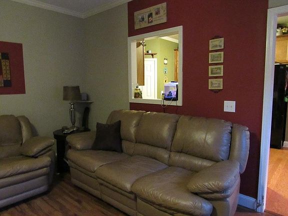 4th image of 2133 Albert Jones Dr