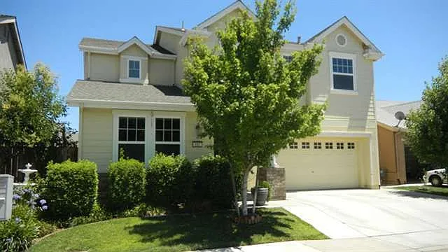 151 Brayton Loop photo 1