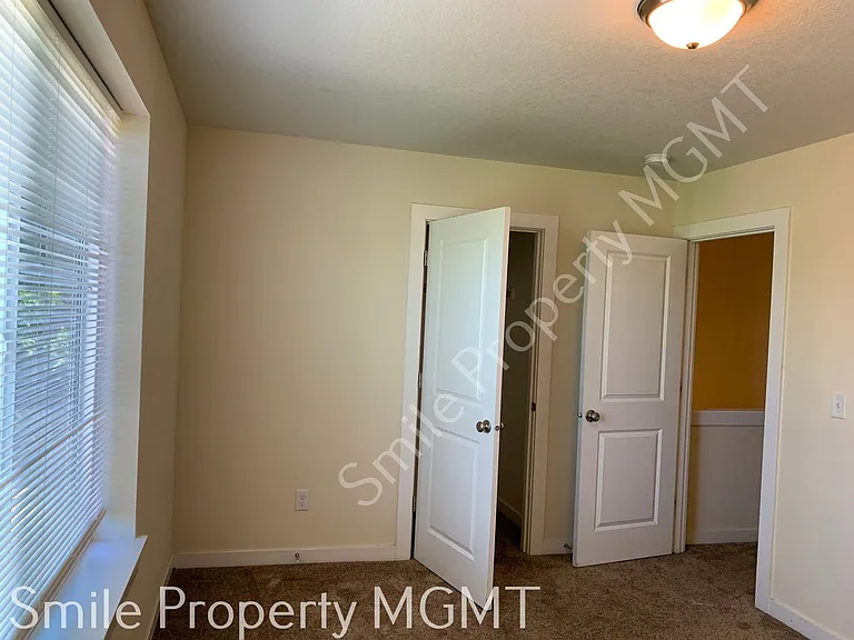 3223 SE 122nd Ave #A-B — Photo 16