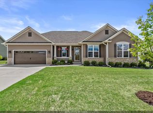 335 Deer Meadow Dr, Fredonia, WI 53021